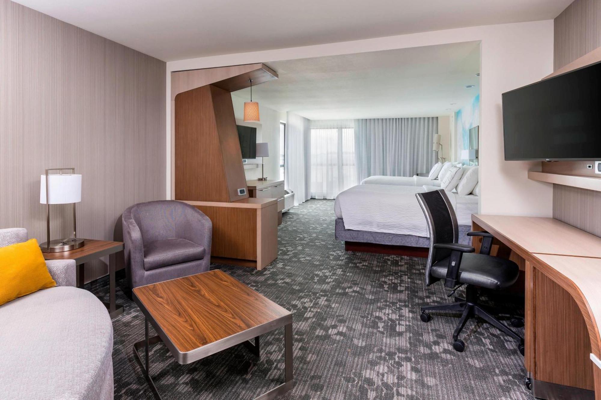 Hotel Courtyard By Marriott Bismarck North Extérieur photo