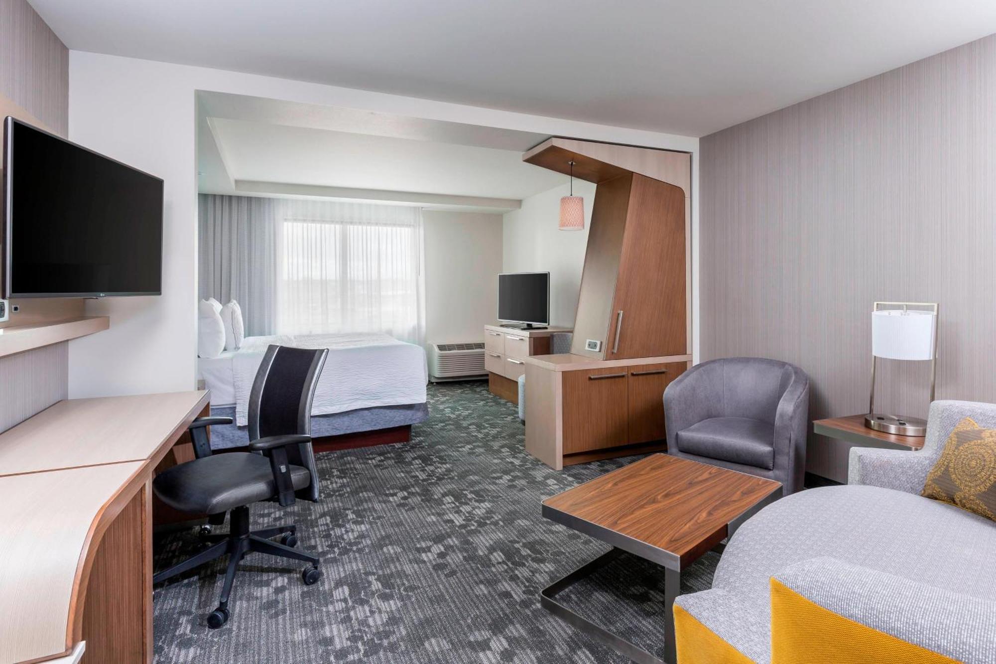 Hotel Courtyard By Marriott Bismarck North Extérieur photo