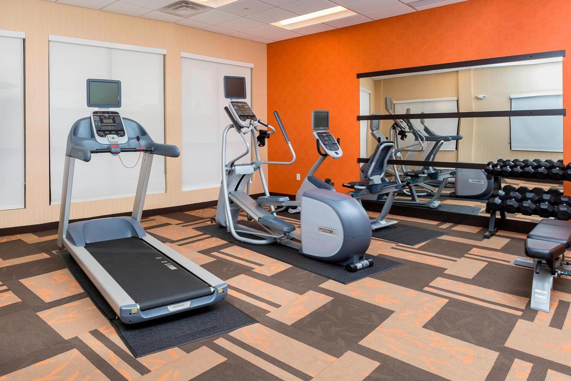 Hotel Courtyard By Marriott Bismarck North Extérieur photo